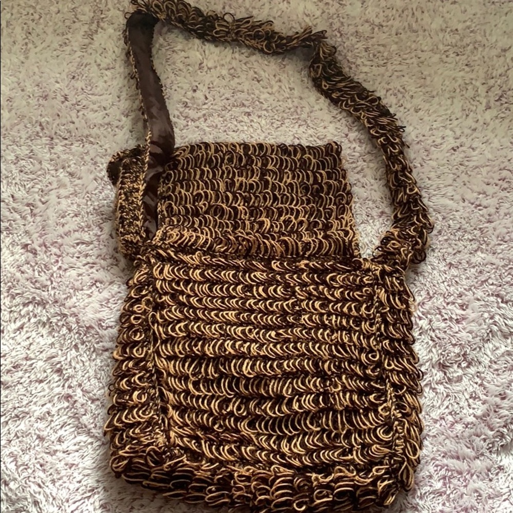 Handmade crochete crossbody bag - Picture 4 of 6